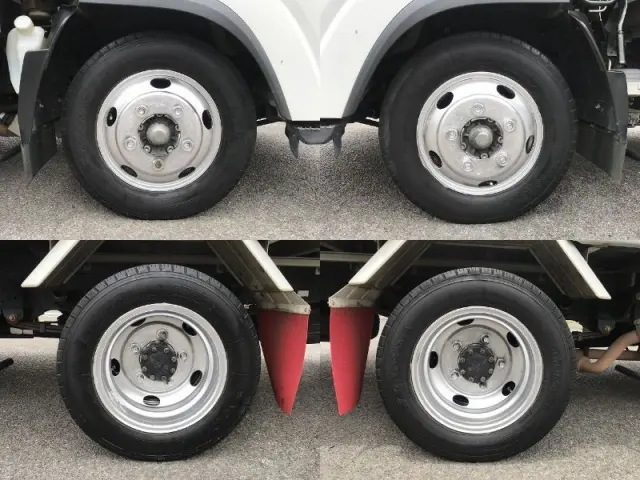 いすゞ エルフ BKG-NMR85AN(2WD)の写真46