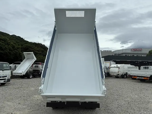 三菱 キャンター 2RG-FBA60(2WD)の写真7