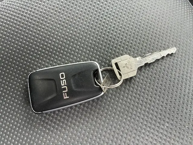 三菱 キャンター 2RG-FBA60(2WD)の写真37