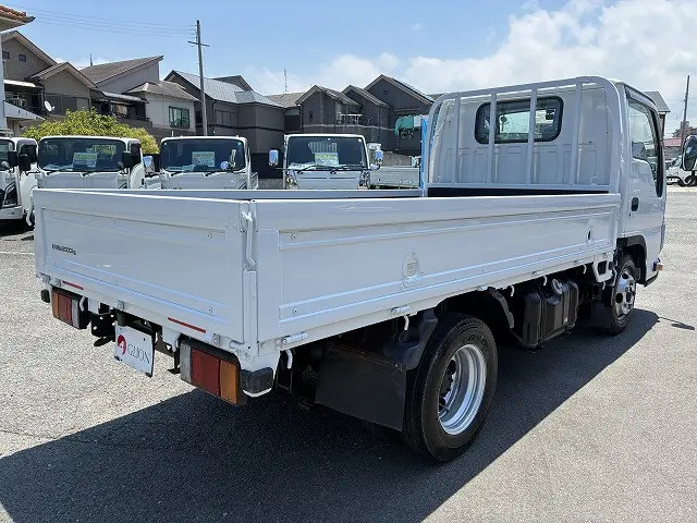 いすゞ エルフ TPG-NJR85A(2WD)の写真8