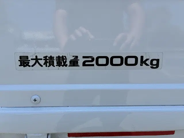 いすゞ エルフ TPG-NJR85A(2WD)の写真16
