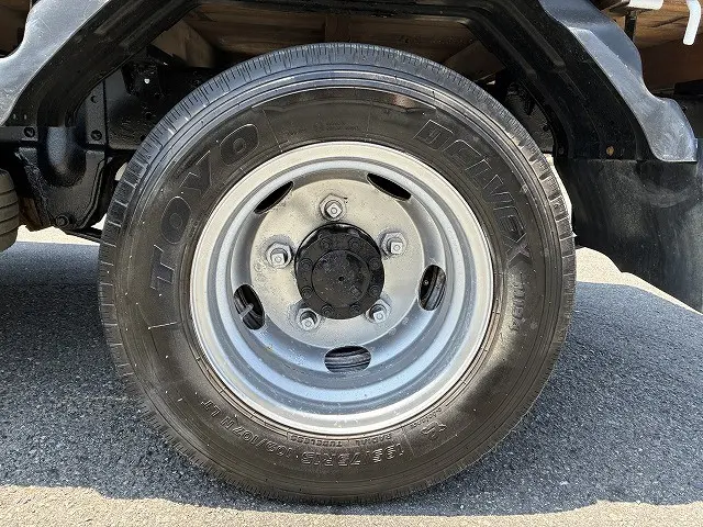 いすゞ エルフ TPG-NJR85A(2WD)の写真25