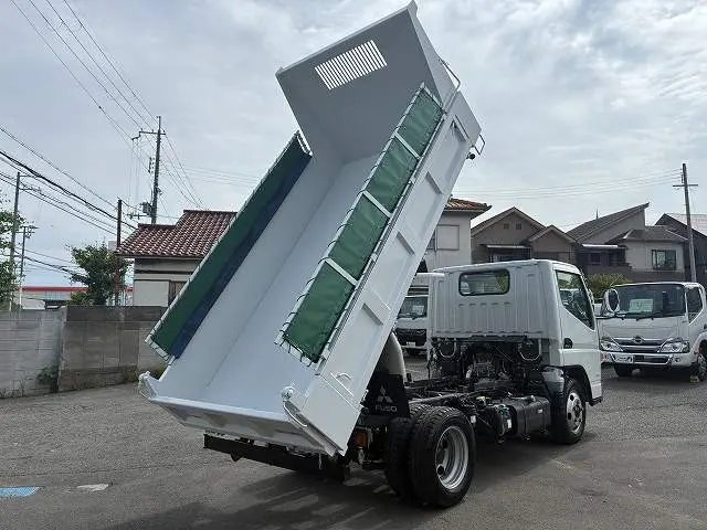 三菱 キャンター TPG-FBA60(2WD)の写真6