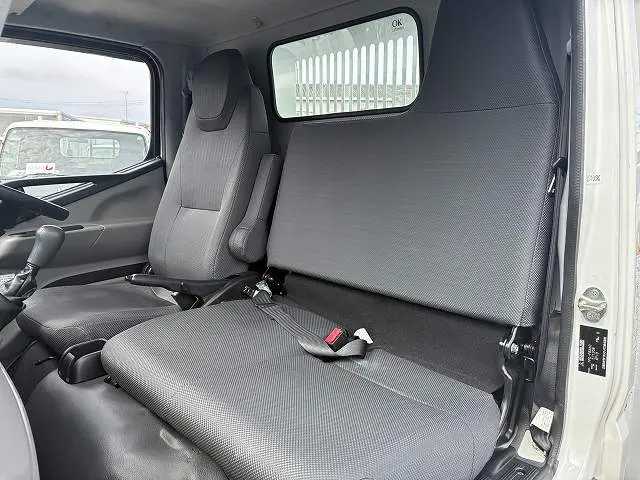 三菱 キャンター TPG-FBA60(2WD)の写真41