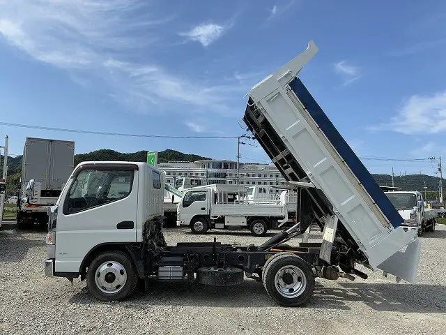 三菱 キャンター TPG-FBA60(2WD)の写真4