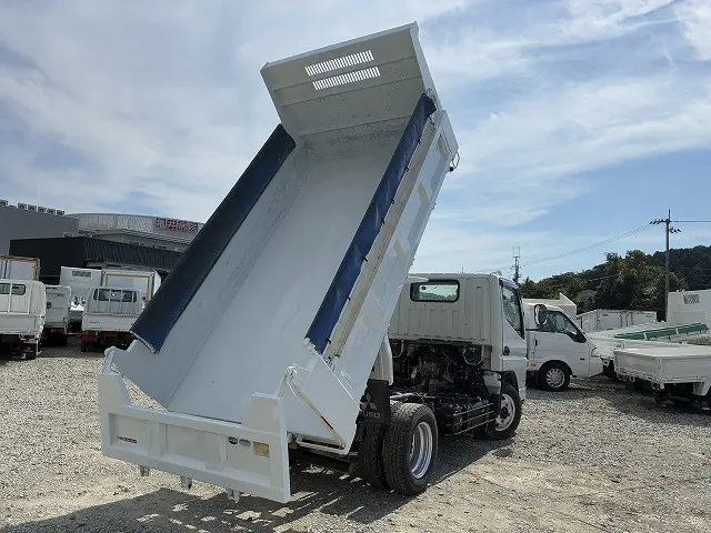 三菱 キャンター TPG-FBA60(2WD)の写真8