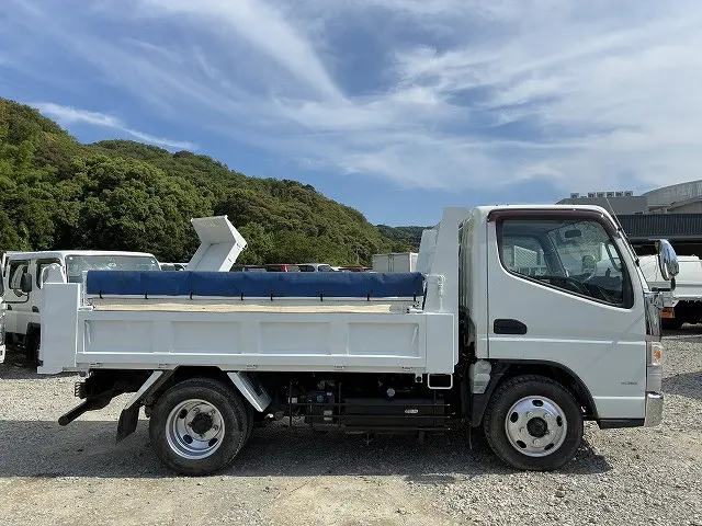 三菱 キャンター TPG-FBA60(2WD)の写真12