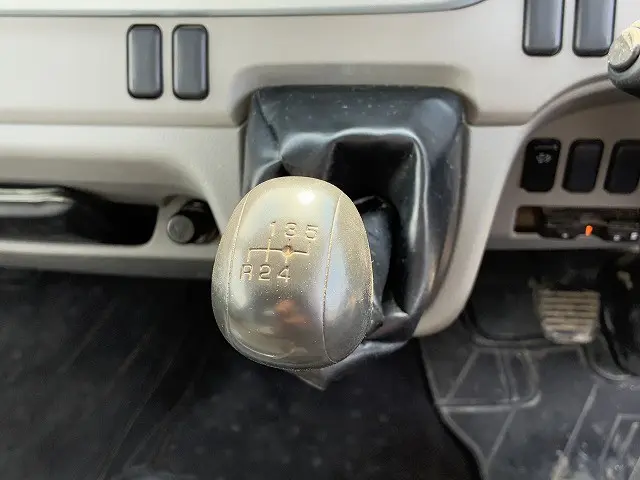 三菱 キャンター TPG-FBA60(2WD)の写真43