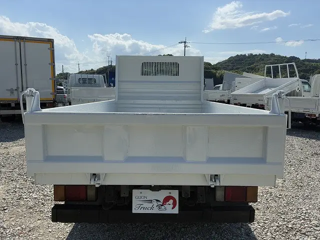 いすゞ エルフ BKG-NKR85AD(2WD)の写真12