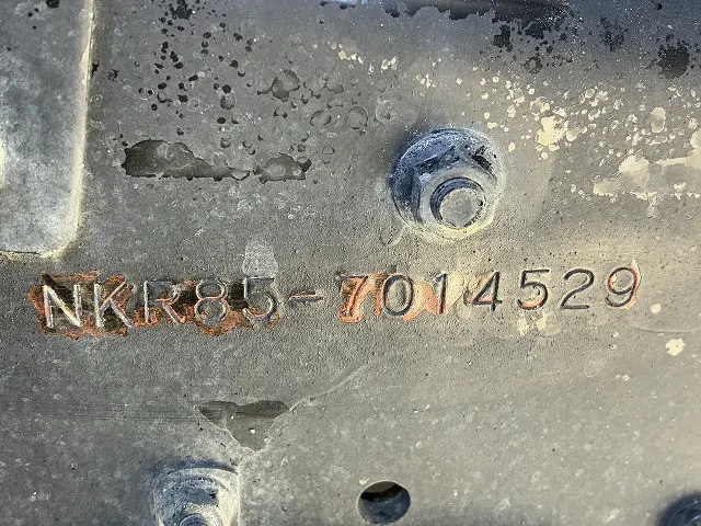 いすゞ エルフ BKG-NKR85AD(2WD)の写真28