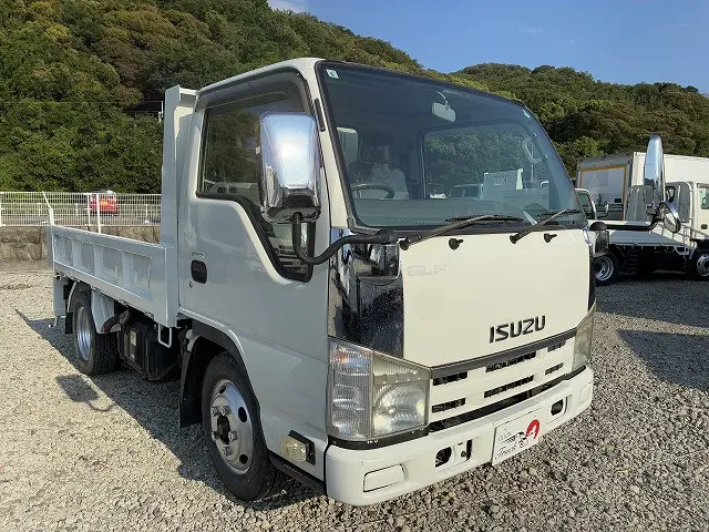 いすゞ エルフ BKG-NKR85AD(2WD)の写真44