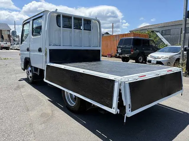 三菱 キャンター TPG-FBA20(2WD)の写真11