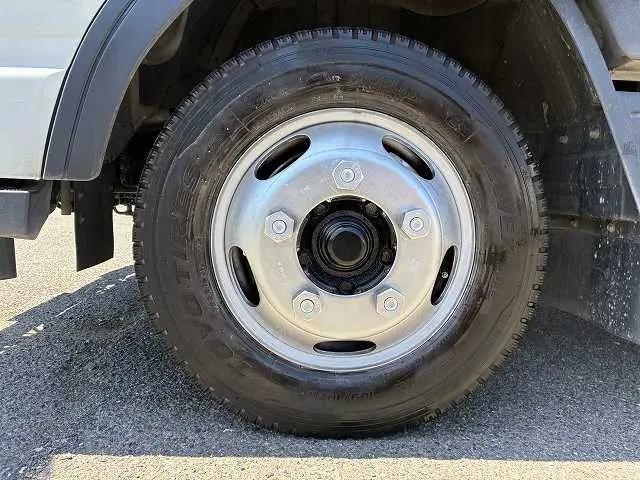 三菱 キャンター TPG-FBA20(2WD)の写真26