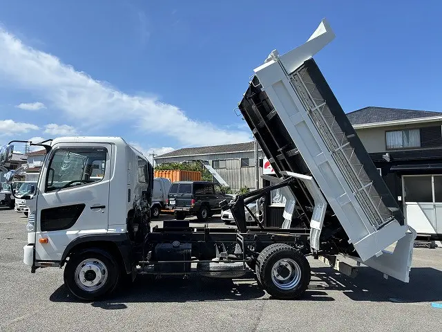 日野 レンジャー TKG-FC9JCAP(2WD)の写真4