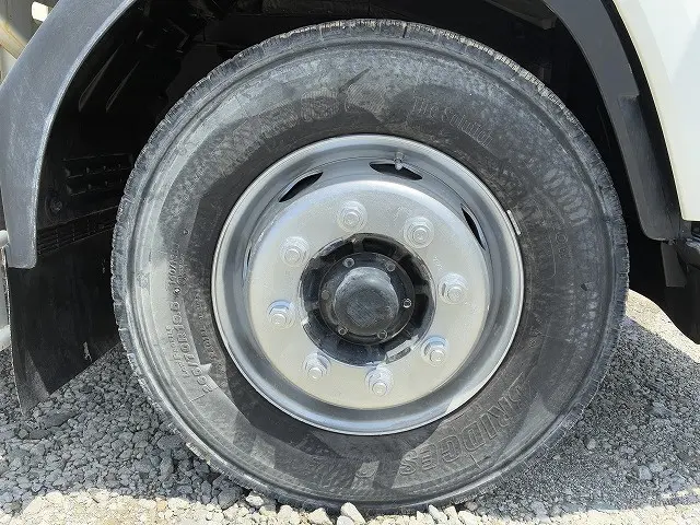 いすゞ フォワード 2PG-FTR90U2(2WD)の写真31