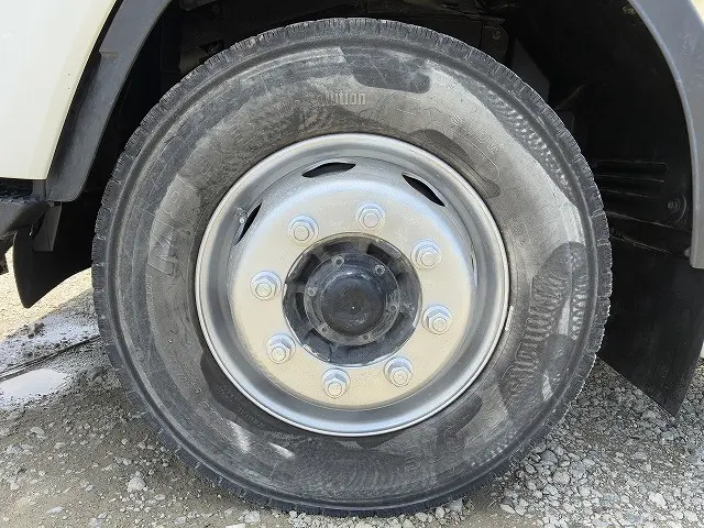 いすゞ フォワード 2PG-FTR90U2(2WD)の写真34