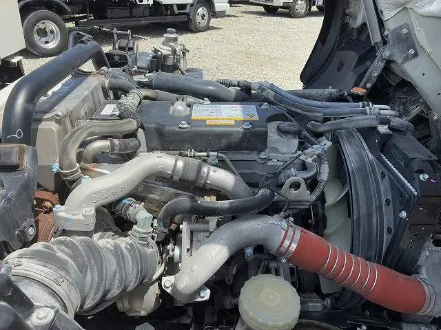 いすゞ フォワード 2PG-FTR90U2(2WD)の写真46