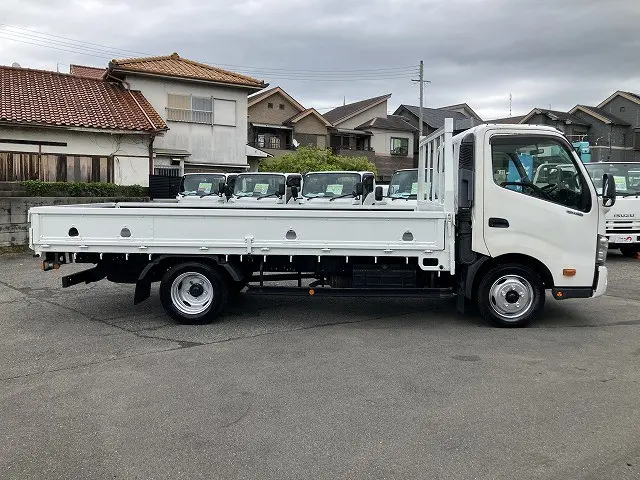 日野 デュトロ TKG-XZC710M(2WD)の写真5