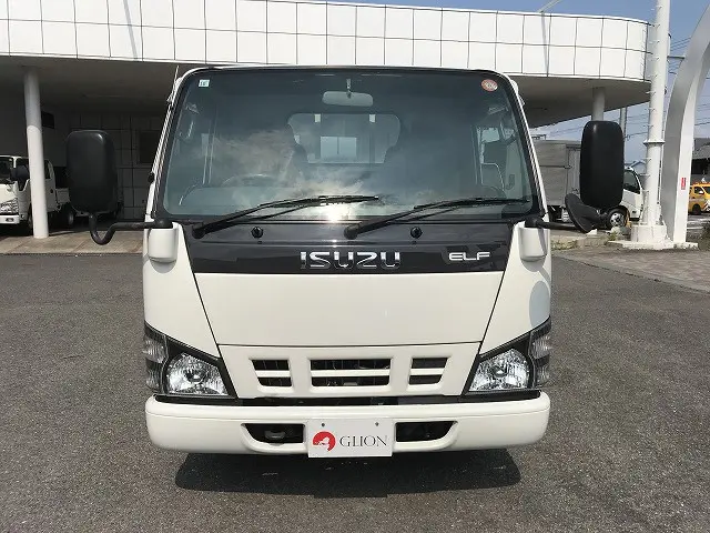 いすゞ エルフ KR-NHR69(2WD)の写真2