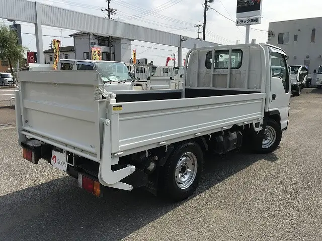いすゞ エルフ KR-NHR69(2WD)の写真6