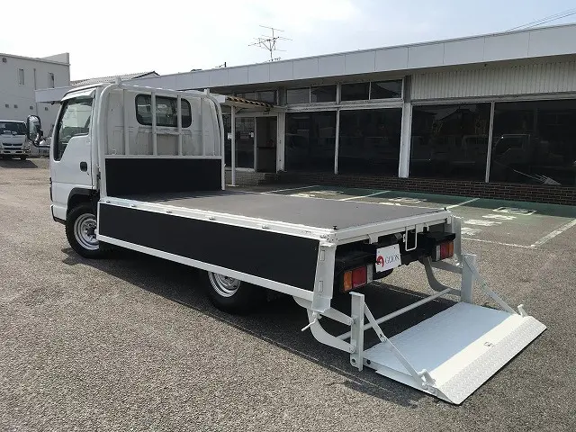 いすゞ エルフ KR-NHR69(2WD)の写真11