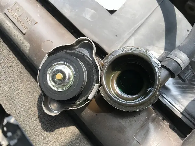 いすゞ エルフ KR-NHR69(2WD)の写真23