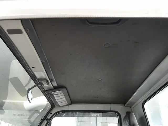 いすゞ エルフ KR-NHR69(2WD)の写真33