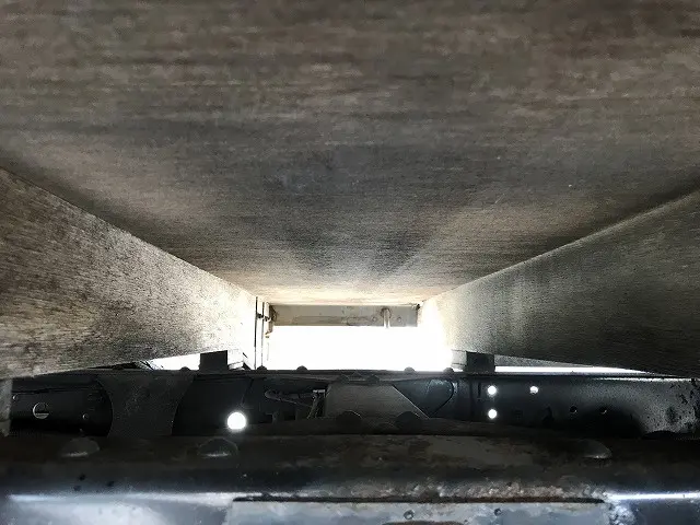 いすゞ エルフ KR-NHR69(2WD)の写真38