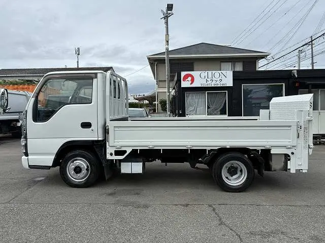 いすゞ エルフ KR-NHR69(2WD)の写真4