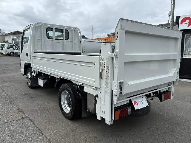 いすゞ エルフ KR-NHR69(2WD)の写真6