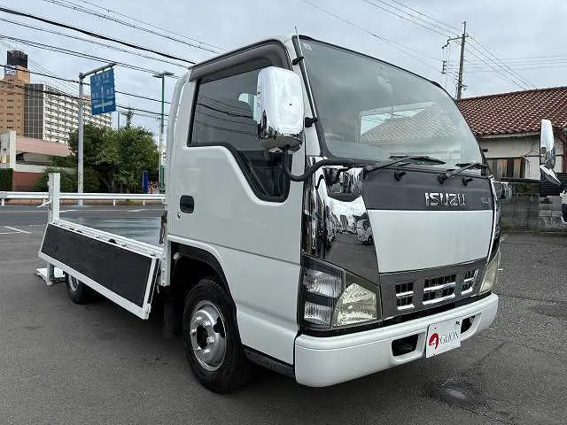いすゞ エルフ KR-NHR69(2WD)の写真10