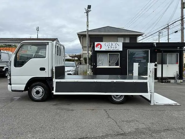いすゞ エルフ KR-NHR69(2WD)の写真11