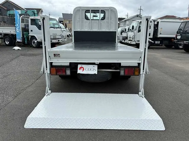 いすゞ エルフ KR-NHR69(2WD)の写真15