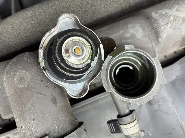 いすゞ エルフ KR-NHR69(2WD)の写真25
