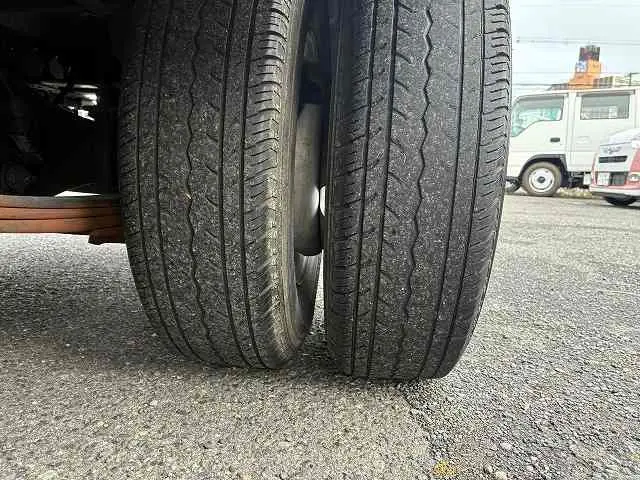 いすゞ エルフ KR-NHR69(2WD)の写真33