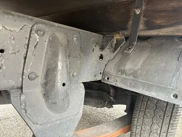 いすゞ エルフ KR-NHR69(2WD)の写真40