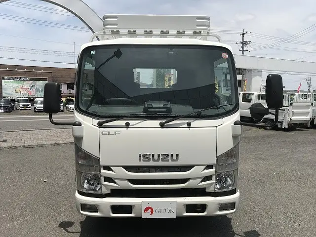 いすゞ エルフ 2RG-NLR88AR(2WD)の写真2