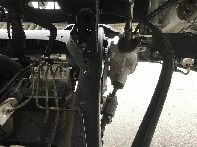 いすゞ エルフ 2RG-NLR88AR(2WD)の写真20