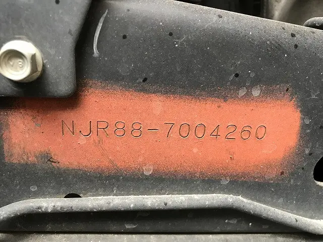 いすゞ エルフ 2RG-NJR88A(2WD)の写真17