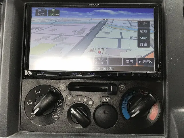 いすゞ エルフ 2RG-NJR88A(2WD)の写真28
