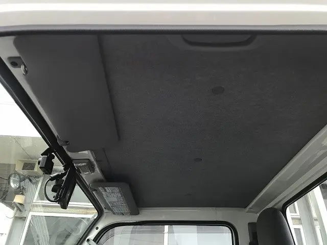いすゞ エルフ 2RG-NJR88A(2WD)の写真36