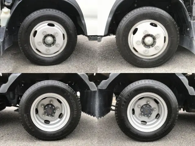 いすゞ エルフ 2RG-NJR88A(2WD)の写真41