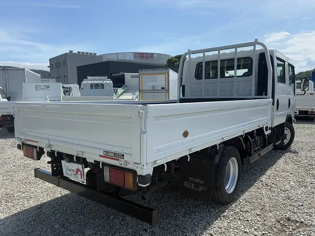 いすゞ エルフ TRG-NPR85AR(2WD)の写真8