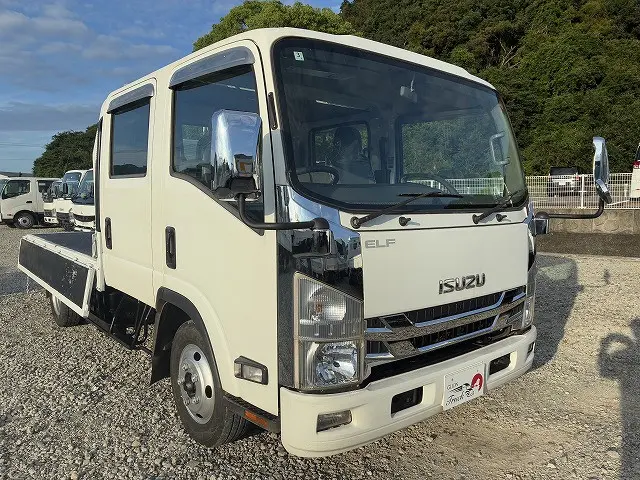 いすゞ エルフ TRG-NPR85AR(2WD)の写真10