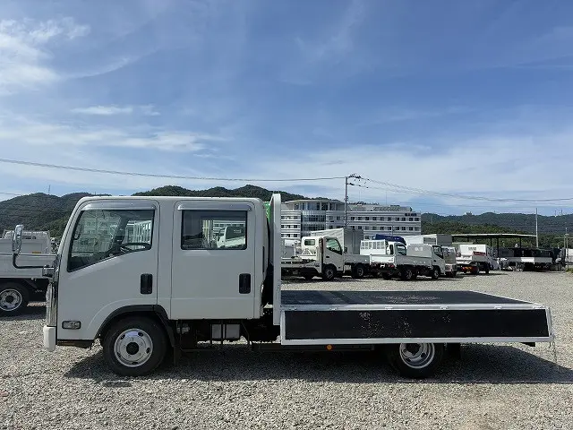 いすゞ エルフ TRG-NPR85AR(2WD)の写真11