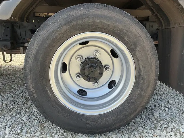 いすゞ エルフ TRG-NPR85AR(2WD)の写真38