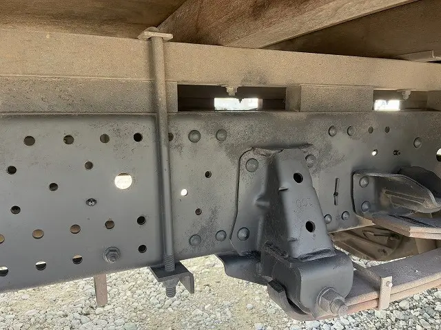 いすゞ エルフ TRG-NPR85AR(2WD)の写真45