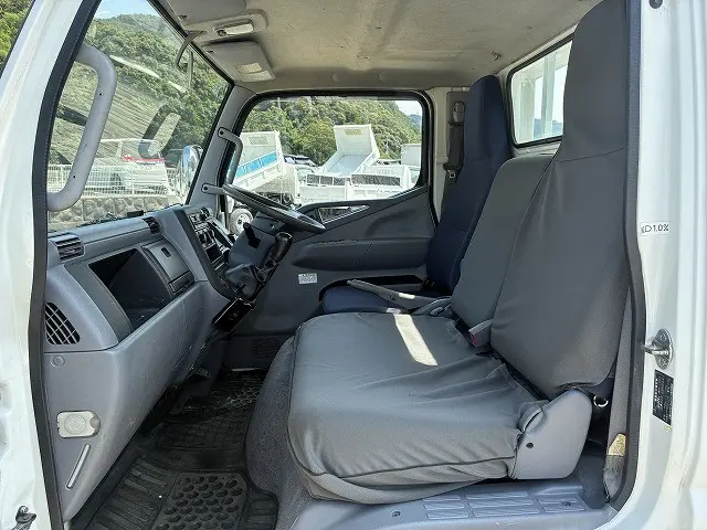 三菱 キャンター PDG-FE73DN(2WD)の写真37