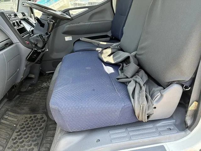 三菱 キャンター PDG-FE73DN(2WD)の写真38