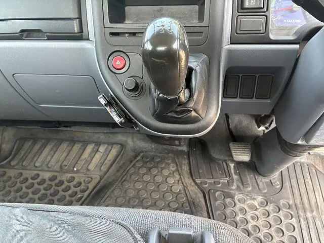 三菱 キャンター PDG-FE73DN(2WD)の写真43